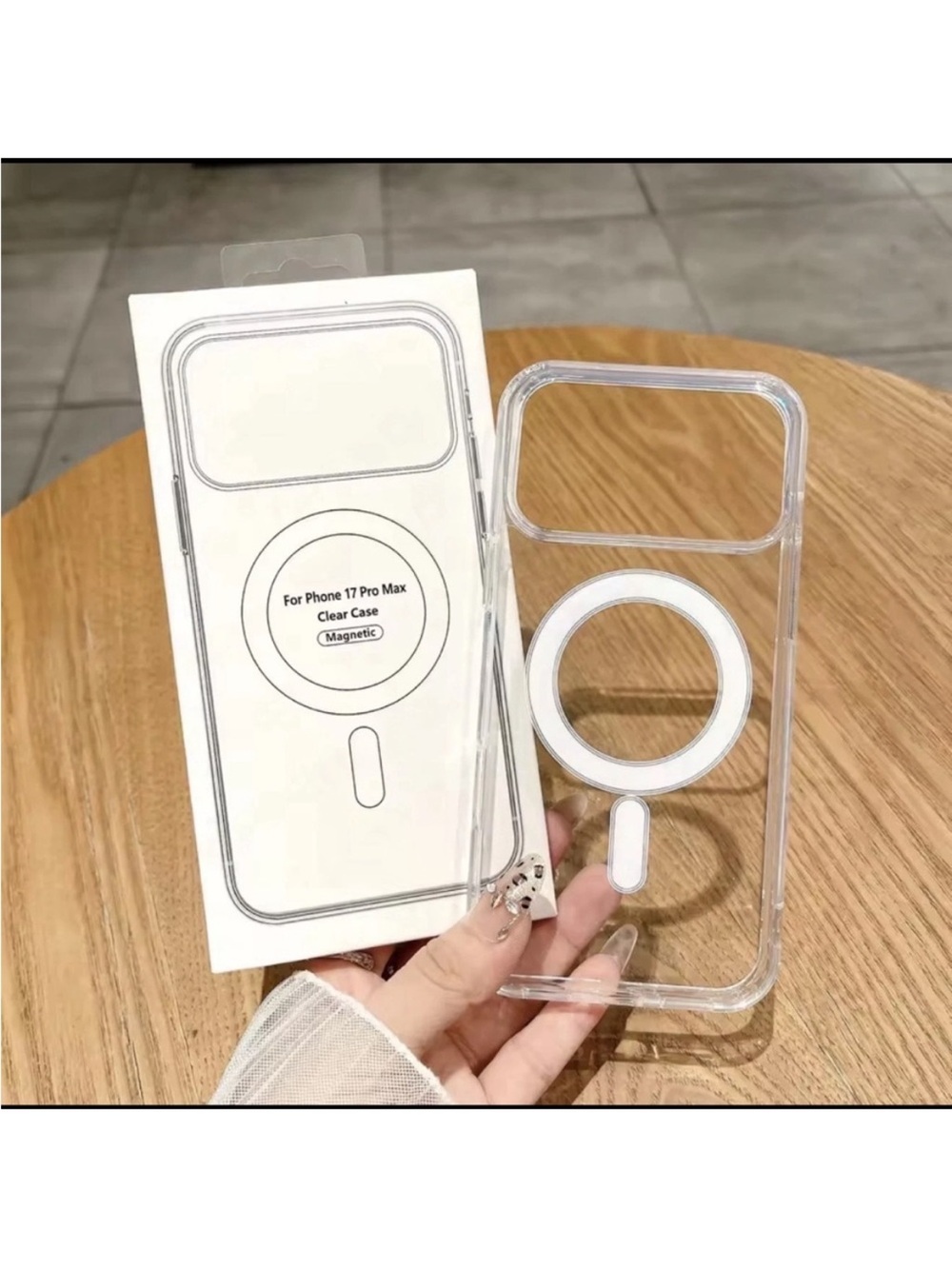 Clear Magnetic iPhone 17 Pro
Max Case - Transparent
